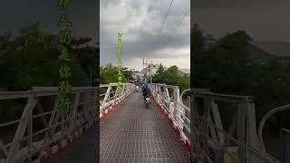 越南战争时期，美军留下来的铁桥 During the Vietnam War, the iron bridge left by the US military