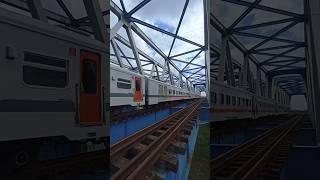 Kereta api Logawa melintas di jembatan #keretaapi #wap #kai121 #huntingkeretaapi #shorts