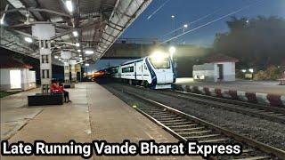 Late Running Vande Bharat Express+Mumbai mail Attack BPHB at Max KMPH Indian Railways