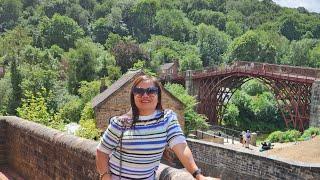 Iron Bridge♡People visit near or far just to see the bridge♡The first world famous Iron Bridge♡