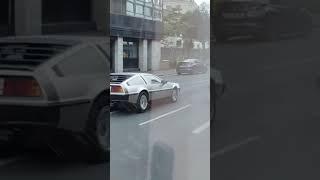 Belfast - 2 DeLoreans