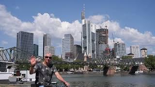 3 Frankfurt Iron bridge skyline LS