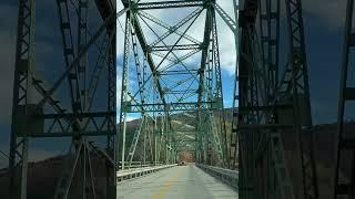 Trough the bridge#connecticutriver#shortvideo#youtubeshorts#beautiful#ironbridge#youtubeshorts