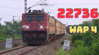 Howrah Intercity Express || Indian Read Head Locomotive || Express Train Passing On Iron Bridge