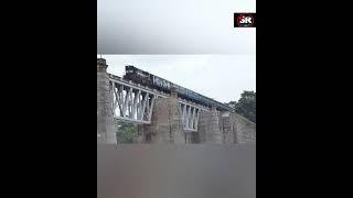 Rajdhani Burning Iron Bridge at 60Kmph - High Speed Trains | Indian Railway|  खतरनाक रेल ब्रिज part1