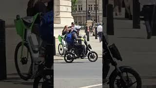 Dancing bike #horseguardsparade #bike #london